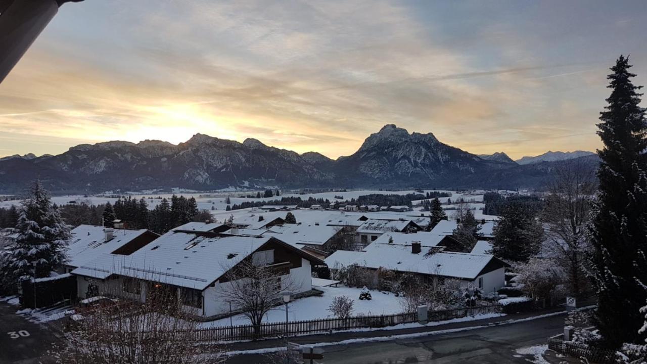 Neuschwanstein-Blick Apartment Fussen Bagian luar foto