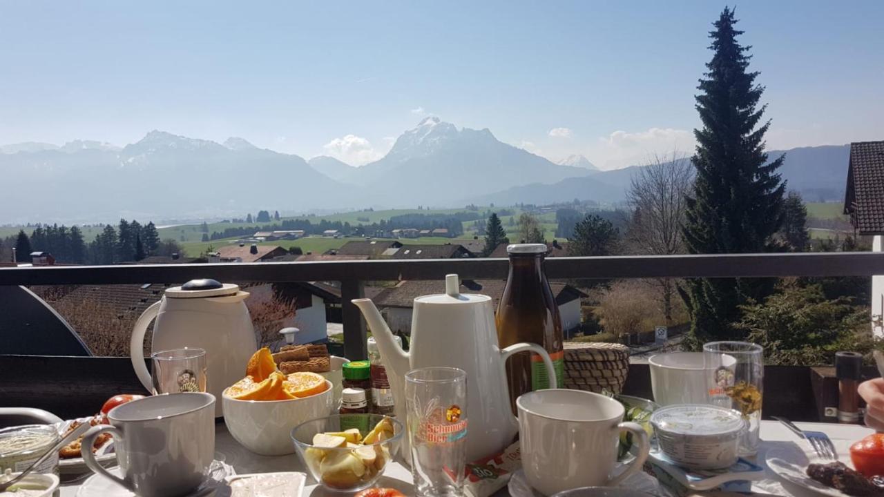 Neuschwanstein-Blick Apartment Fussen Bagian luar foto