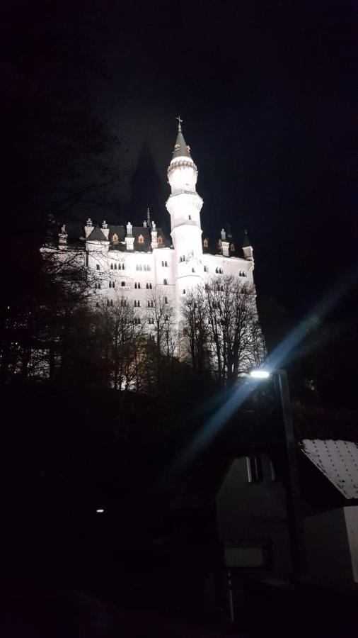 Neuschwanstein-Blick Apartment Fussen Bagian luar foto